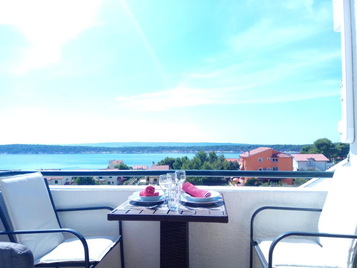 Apartment Apoksiomen Barbat na Rabu ภายนอก รูปภาพ